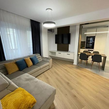 Adina Apartament Gura Humorului Eksteriør billede