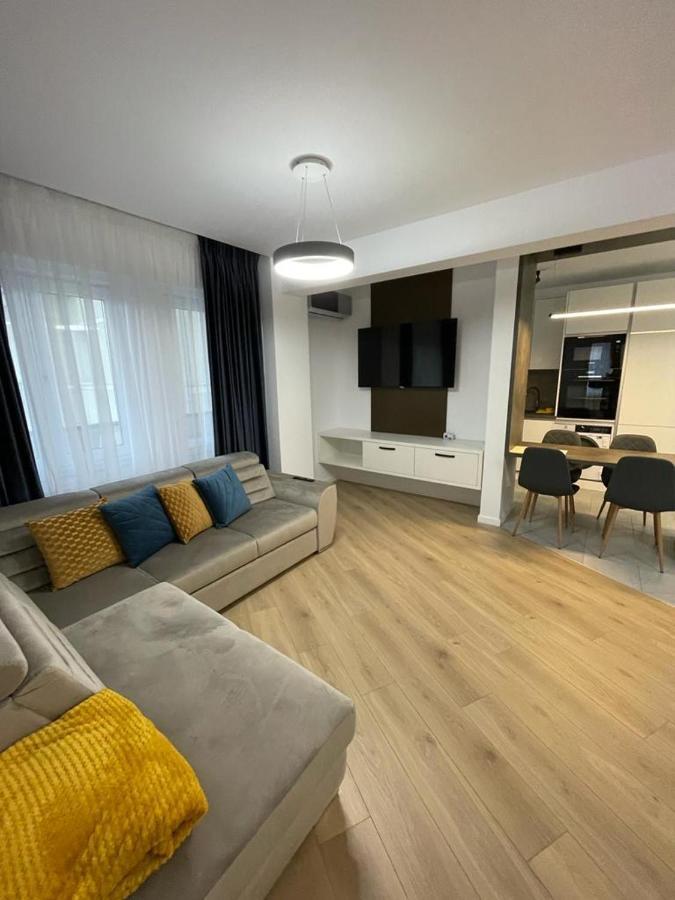 Adina Apartament Gura Humorului Eksteriør billede